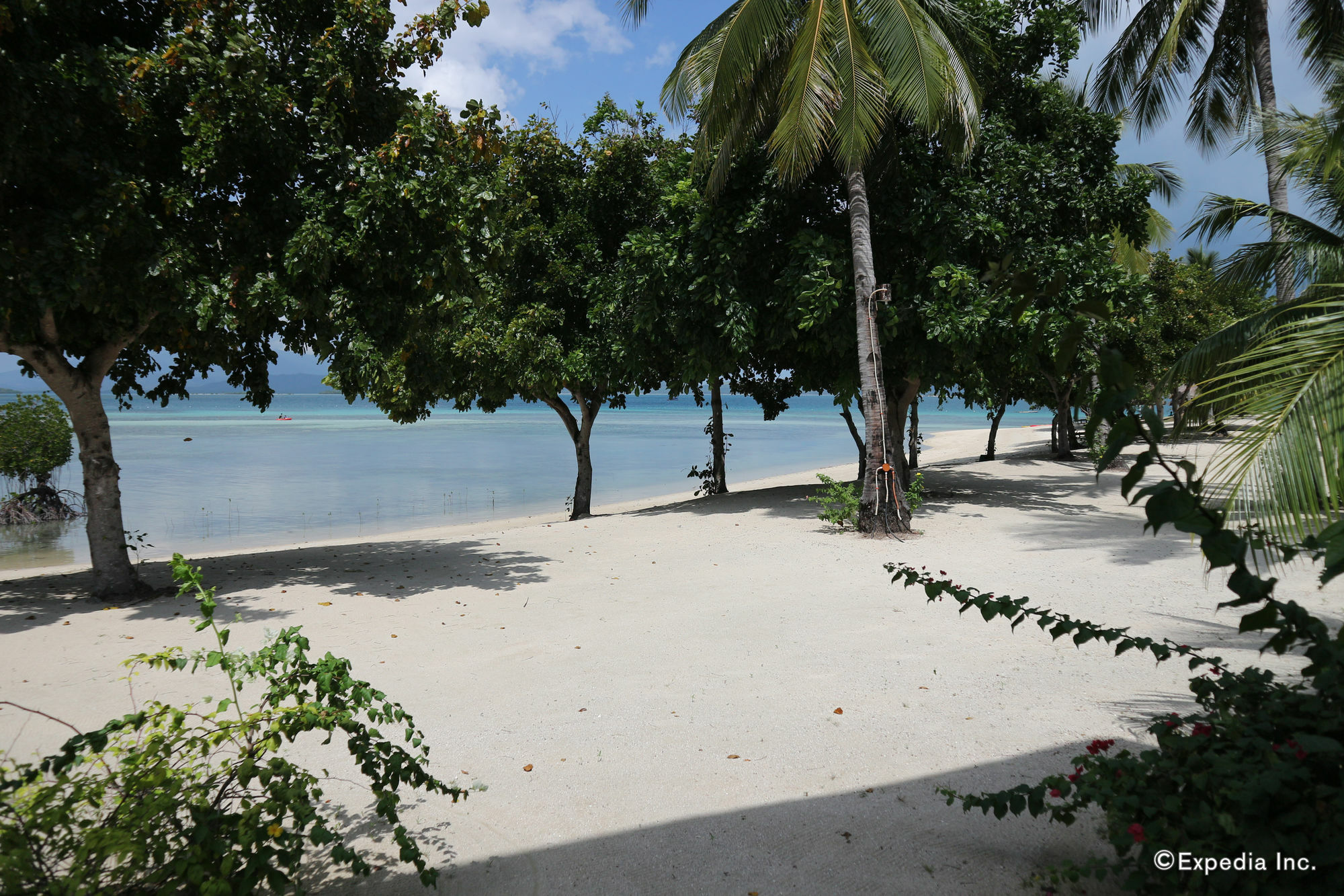 Dos Palmas Island Resort & Spa Puerto Princesa Exterior photo